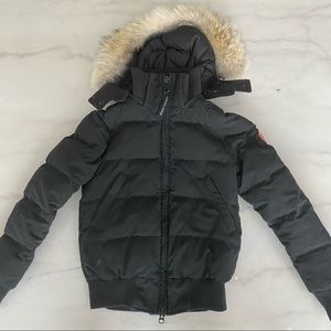 Canada Goose Women Savona Bomber Down Jacket & Fur Trim in Black - Size 2XS